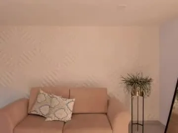 mara_swan_ – webcam model profile photo Image 5