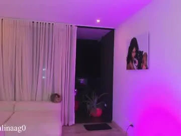 missvalery_1 – webcam model profile photo Image 17