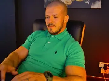 tyler_gus – webcam model profile photo Image 13