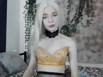 funny_to_see_you_here – webcam model profile photo Image 16