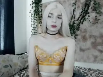 funny_to_see_you_here – webcam model profile photo Image 9