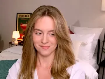 loya_best – webcam model profile photo Image 8