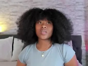 joannelson – webcam model profile photo Image 13