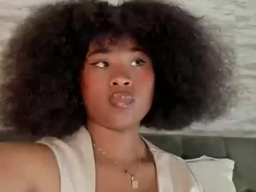 joannelson – webcam model profile photo Image 19