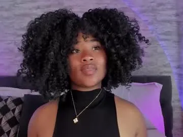 joannelson – webcam model profile photo Image 9