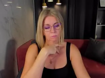 ruby_amor – webcam model profile photo Image 9