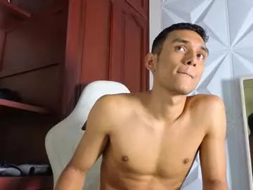 caroline_eclipse – webcam model profile photo Image 19