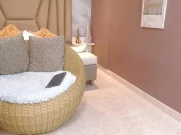 haylefirehot – webcam model profile photo Image 6