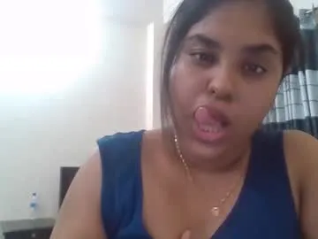 raisawetsx – webcam model profile photo Image 10