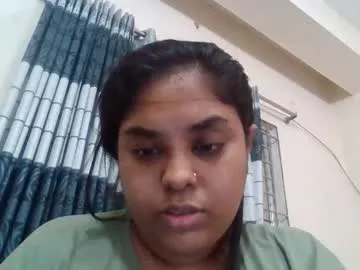 raisawetsx – webcam model profile photo Image 14