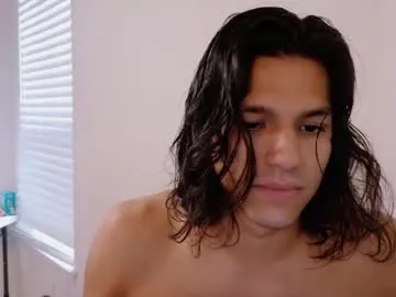 drinklinov – webcam model profile photo Image 11