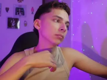 hungeddy – webcam model profile photo Image 12