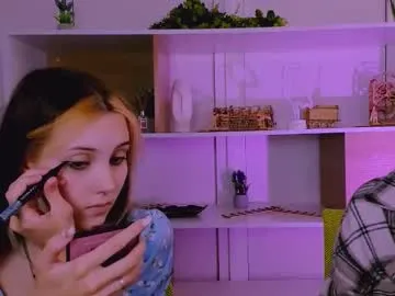 savagesweethearts – webcam model profile photo Image 2