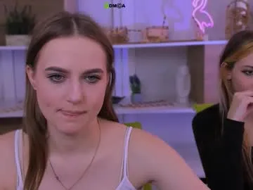 savagesweethearts – webcam model profile photo Image 9