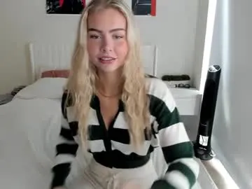 olivia_fox69 – webcam model profile photo Image 16