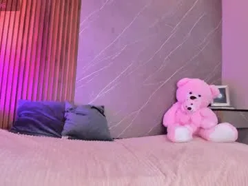 hina_porn – webcam model profile photo Image 13