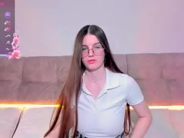 allieemod – webcam model profile photo Image 14