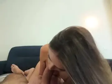 jucieLussie – webcam model profile photo Image 8