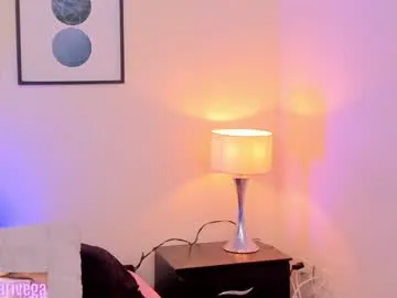 julia_jane – webcam model profile photo Image 8