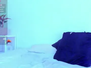 EvieEvans – webcam model profile photo Image 13