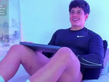 EvieEvans – webcam model profile photo Image 9