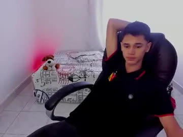 playhardsex – webcam model profile photo Image 18