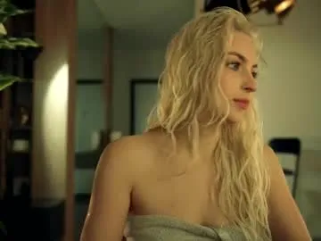 MAIMAI-club – webcam model profile photo Image 6