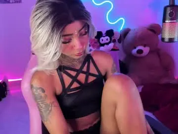 alana15 – webcam model profile photo Image 15