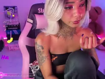 alana15 – webcam model profile photo Image 8