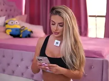 ivyjhonss – webcam model profile photo Image 13