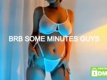 Linnea – webcam model profile photo Image 10