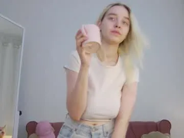 haileebeer_ – webcam model profile photo Image 5