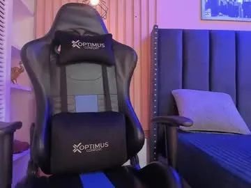 hina_porn – webcam model profile photo Image 11