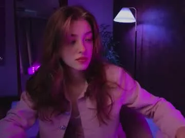 millemimi – webcam model profile photo Image 2