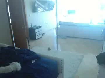 lynn9000 – webcam model profile photo Image 9