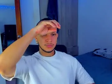 IORio2 – webcam model profile photo Image 2