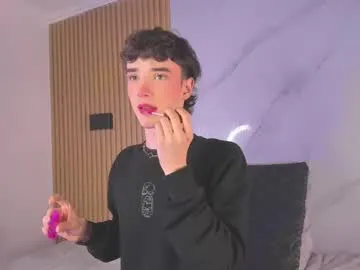 bambi_lu – webcam model profile photo Image 8