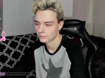 miluegin – webcam model profile photo Image 16