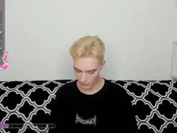 miluegin – webcam model profile photo Image 3