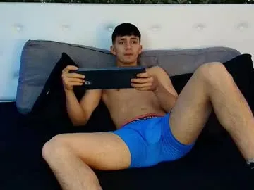 octavarium211 – webcam model profile photo Image 3