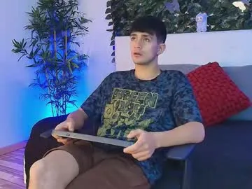 octavarium211 – webcam model profile photo Image 5