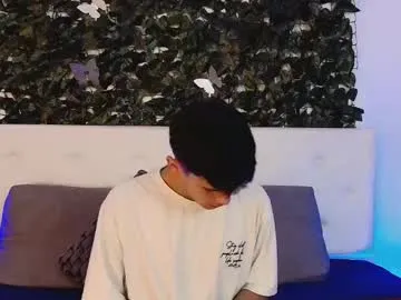 octavarium211 – webcam model profile photo Image 8