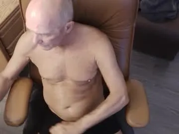 pizza_pa – webcam model profile photo Image 3