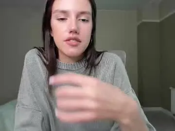 miaandmolly_ – webcam model profile photo Image 4