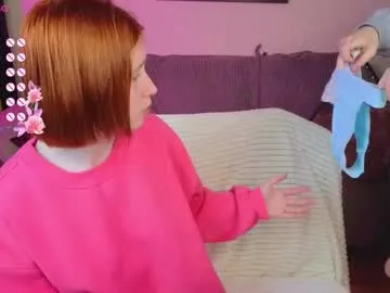 pantyless – webcam model profile photo Image 8