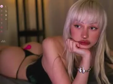 hartfoxx – webcam model profile photo Image 12