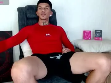 AntonioWest – webcam model profile photo Image 13