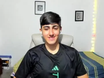 sigmasian – webcam model profile photo Image 4