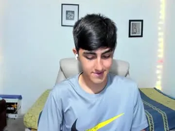 sigmasian – webcam model profile photo Image 5