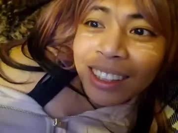 YoungSquad – webcam model profile photo Image 2